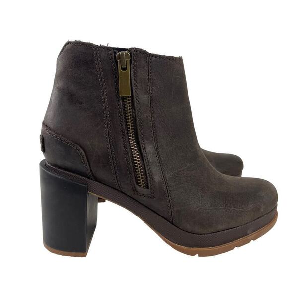 Sorel Blake Distressed Ankle Waterproof Leather Boots in Blackened Brown Size 7 - Picture 6 of 16